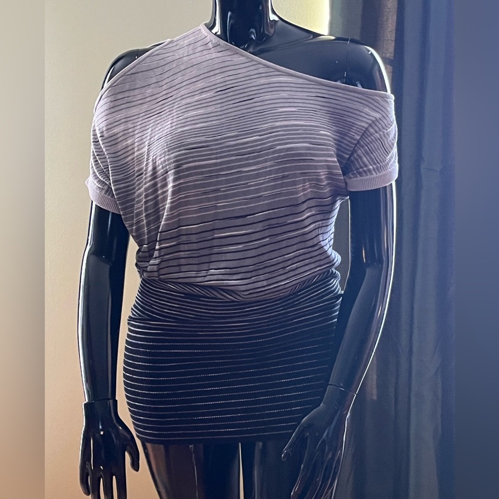 Grey Off the shoulder,  Knit top- Women’s- Size M by Arden B- Make me an offer